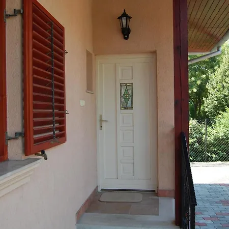 Bdis 2 Apartment *