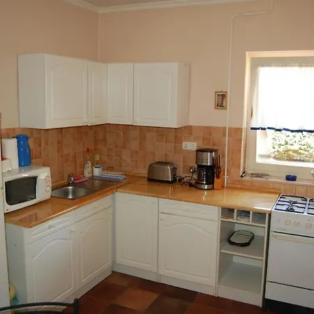 Bdis 2 Apartment *